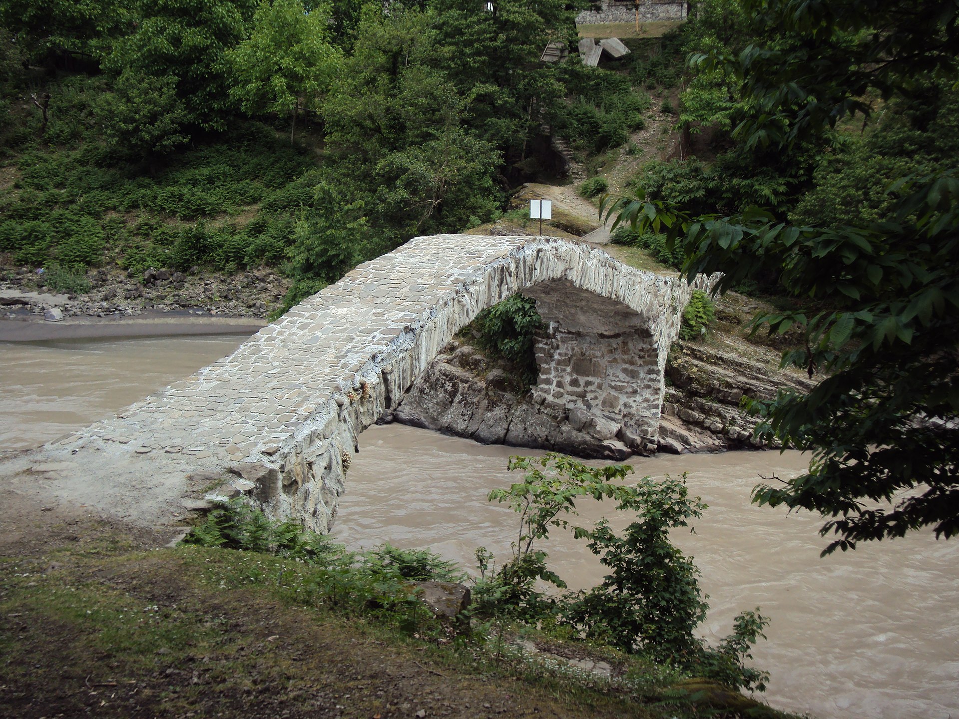 Мост царицы Тамары